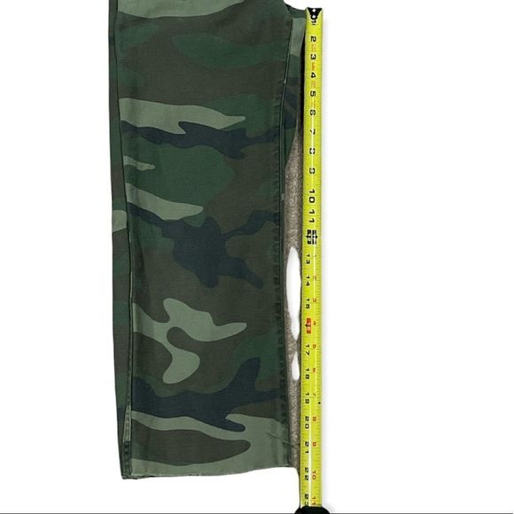 TNA Comouflage pull on pants - Picture 6 of 8